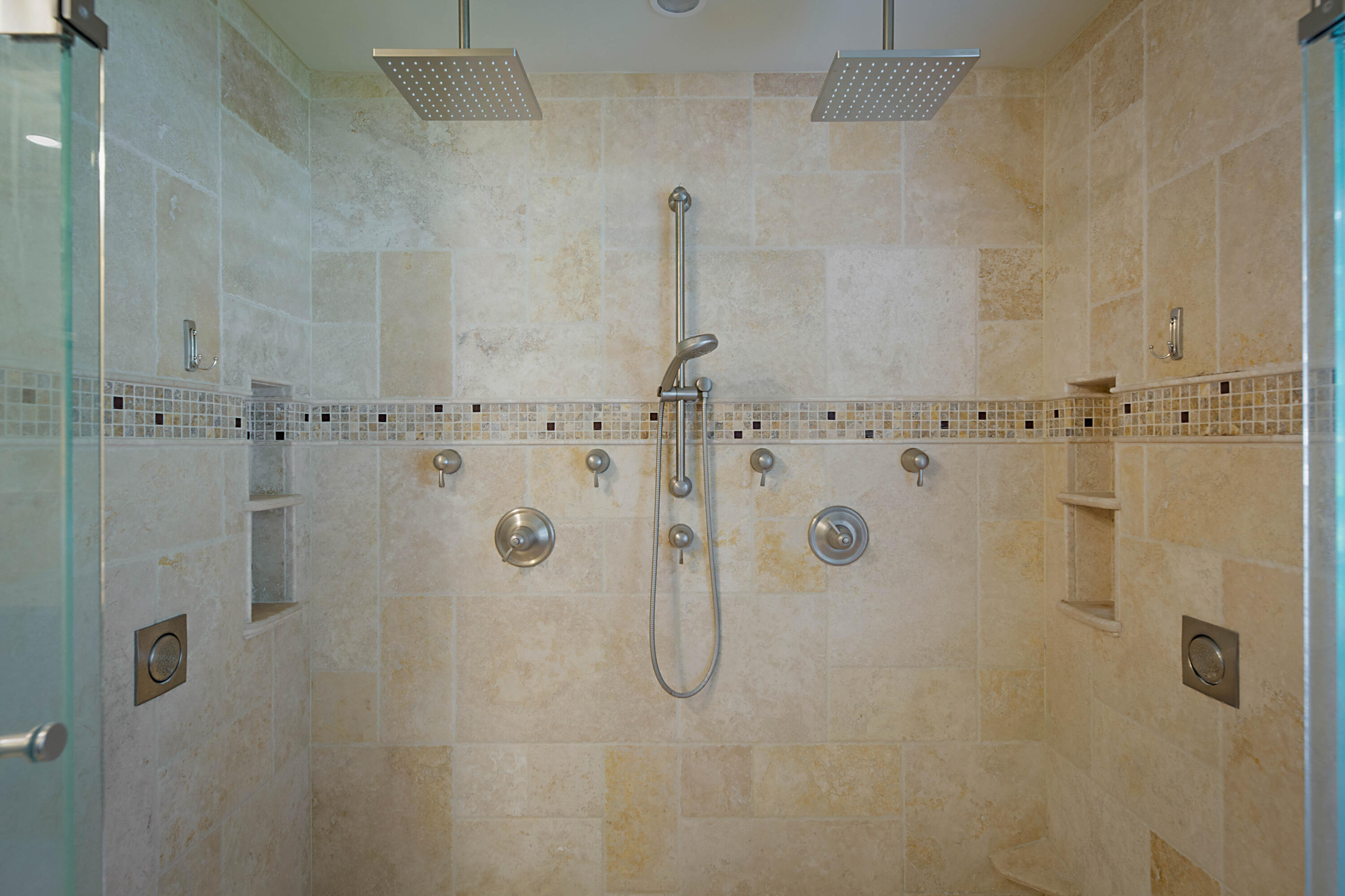231 Longshore Drive Jupiter, FL 33458 - Photo 25 of 39 Shower in Primary Bathroom