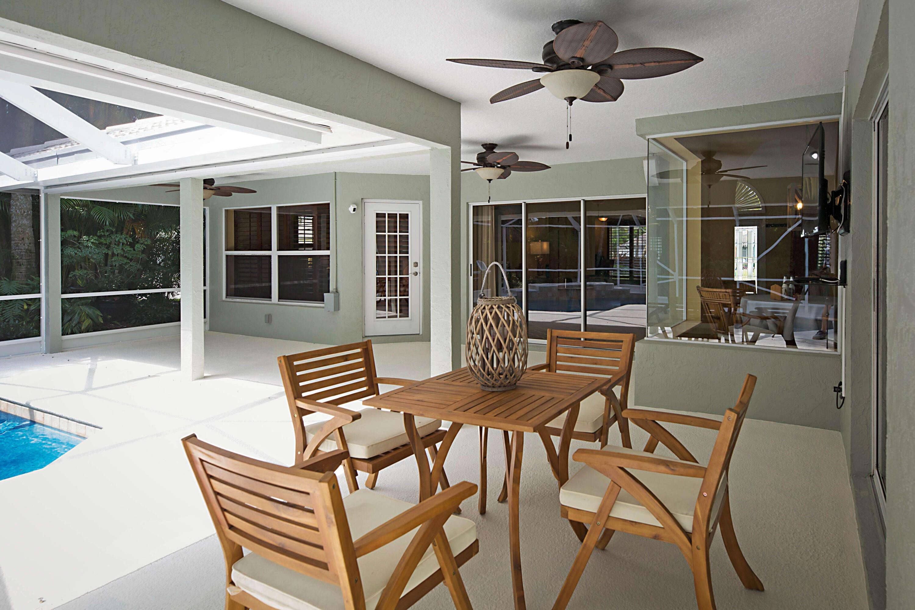 231 Longshore Drive Jupiter, FL 33458 - Photo 37 of 39 Covered Patio