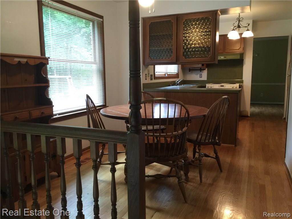 33789 Hunters Pointe Road Farmington Hills, MI 48331 - Photo 13 of 22