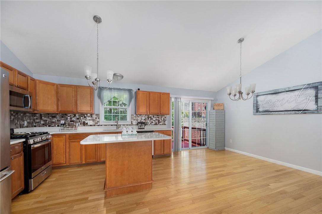 153 River Street Woonsocket, RI 02895 - Photo 4 of 24
