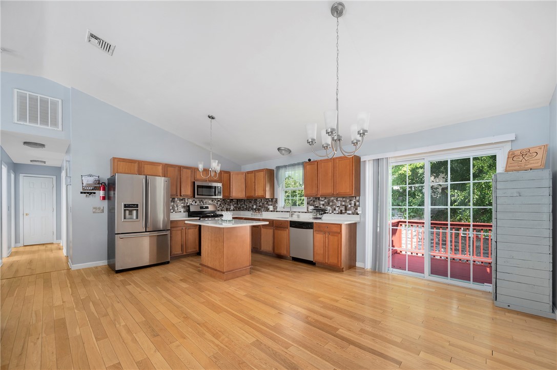 153 River Street Woonsocket, RI 02895 - Photo 6 of 24