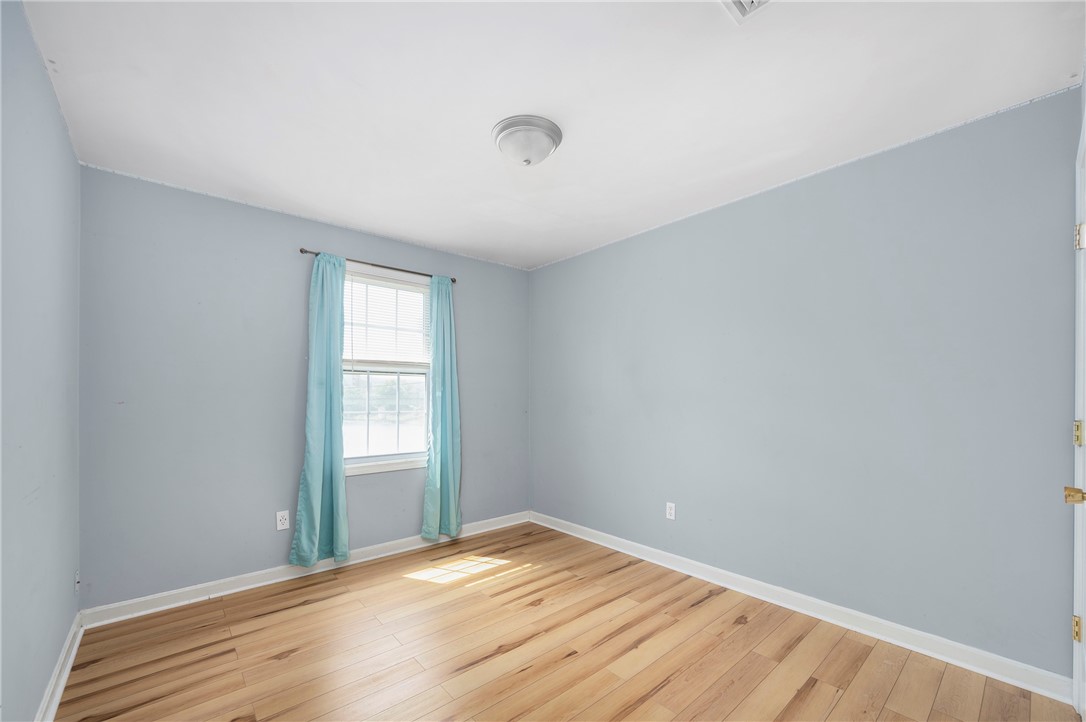 153 River Street Woonsocket, RI 02895 - Photo 10 of 24