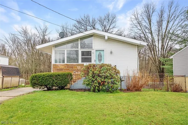 $184,900 | 1332 Carnegie Avenue, Akron, OH 44314