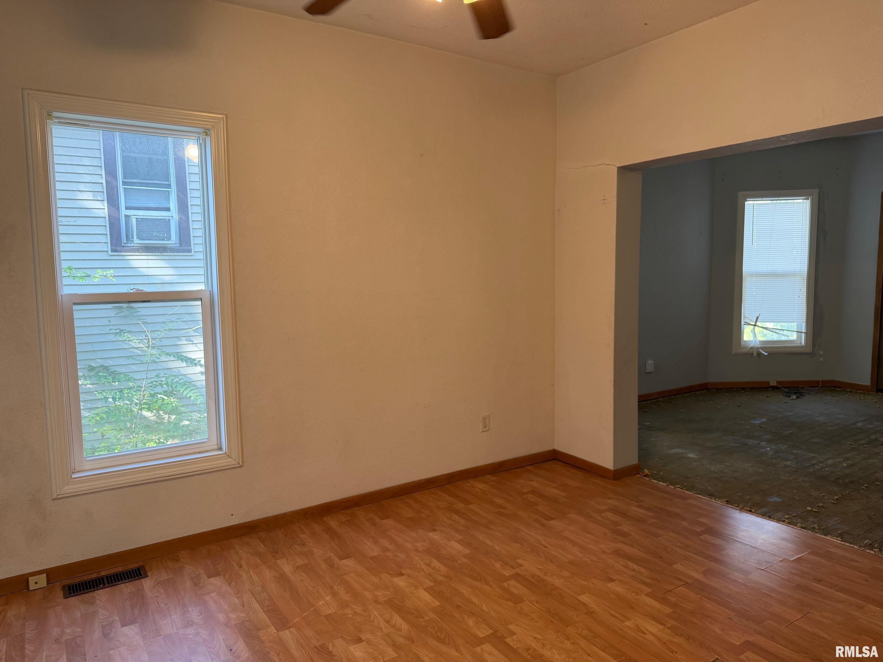 718 22nd Street A Moline, IL 61265 - Photo 3 of 14