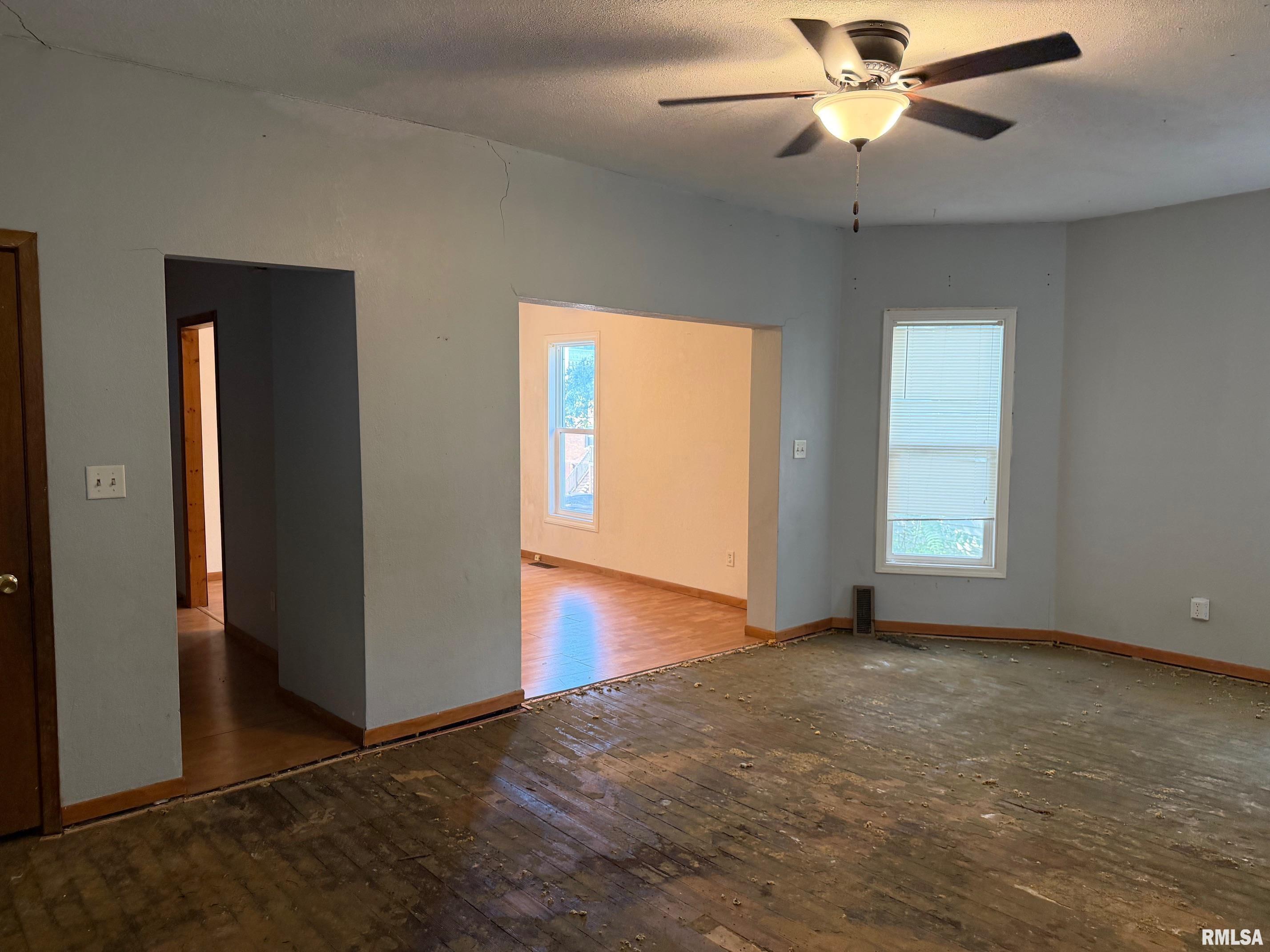 718 22nd Street A Moline, IL 61265 - Photo 6 of 14