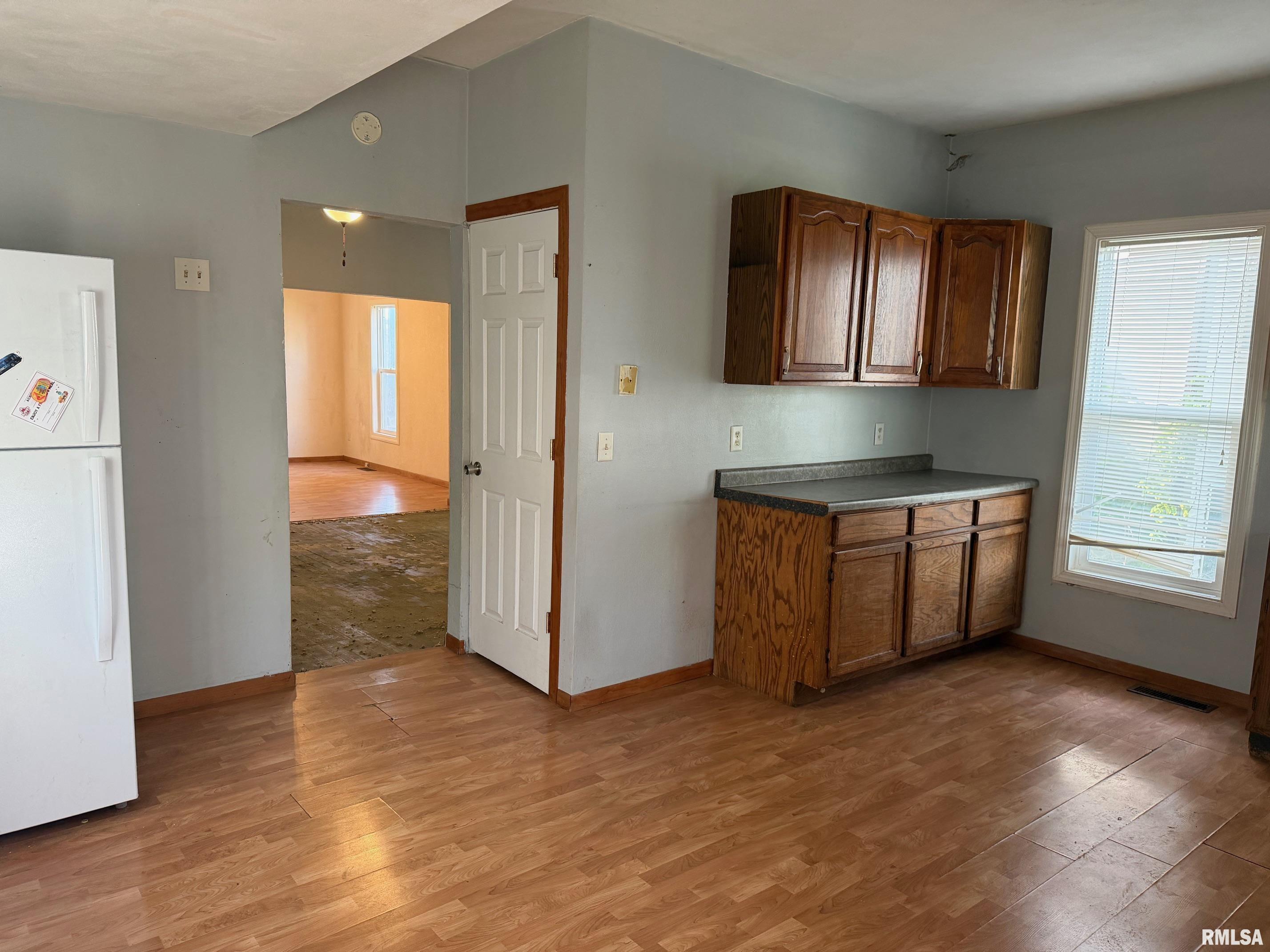 718 22nd Street A Moline, IL 61265 - Photo 8 of 14