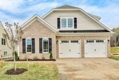 $880,000 | 5007 Claremont Circle Southwest, Roanoke, VA 24014