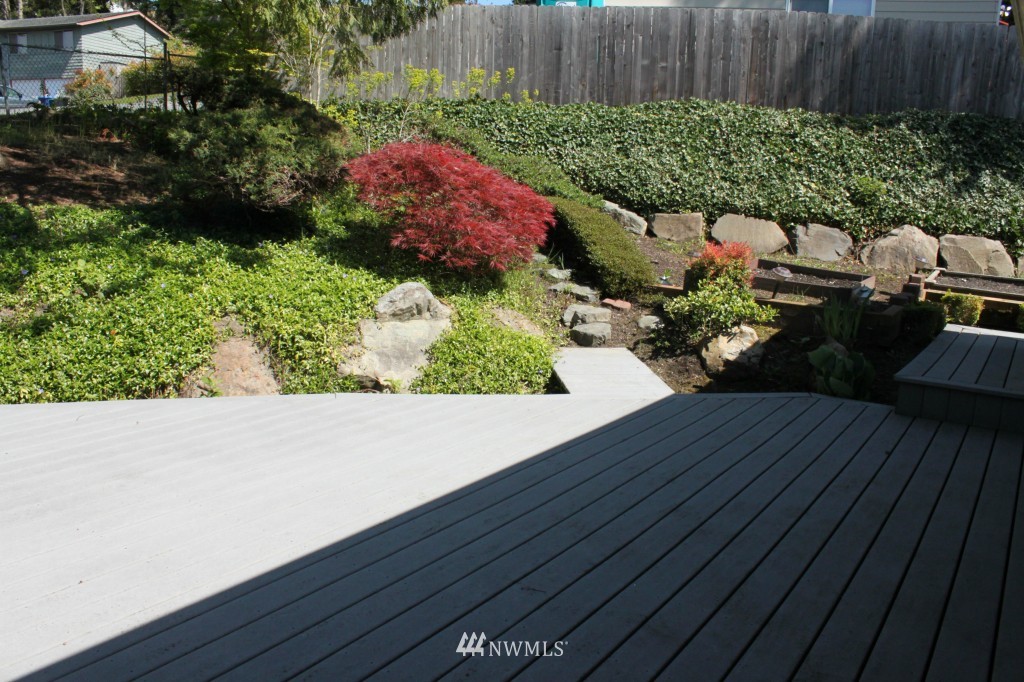 2702 Shattuck Court South Renton, WA 98055 - Photo 10 of 25