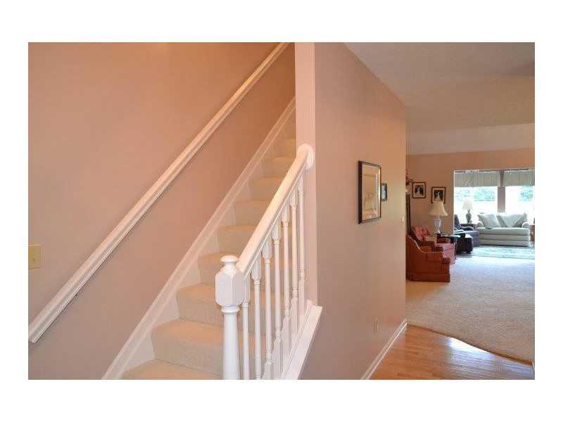 1841 Golfview Drive Springfield, OH 45503 - Photo 4 of 25