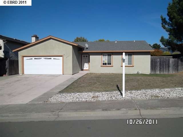2121 Redwood Road Hercules, CA 94547 - Photo 1 of 1 a front view of a house with garage