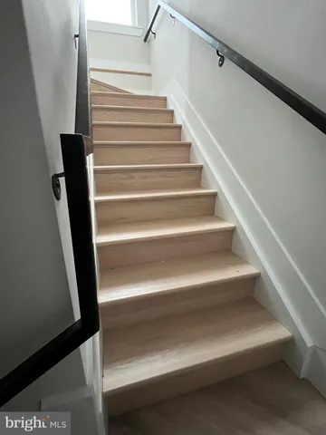 $2,592 | 2385 Rhode Island Avenue Northeast, Unit 21, Washington, DC 20018