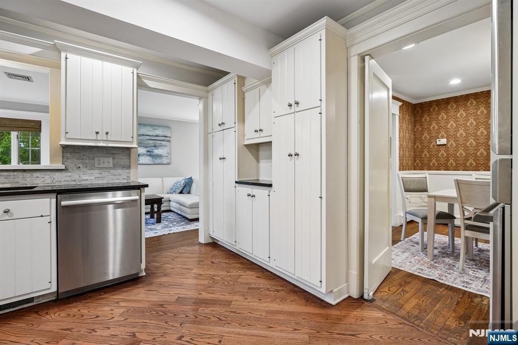 173 Highland Avenue Ridgewood, NJ 07450 - Photo 15 of 43