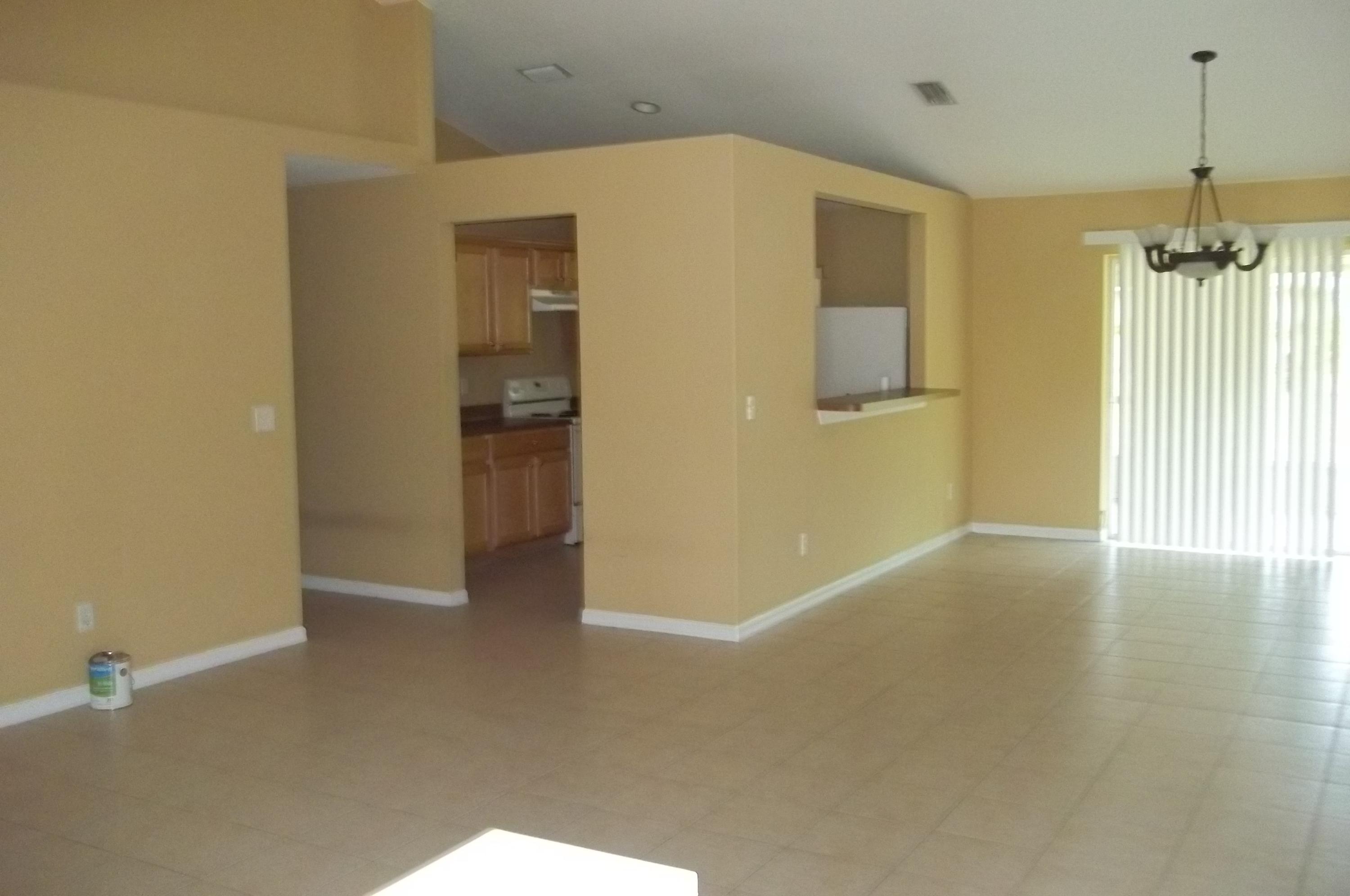 2680 Southwest Fair Isle Road Port St. Lucie, FL 34987 - Photo 4 of 25 102_0347