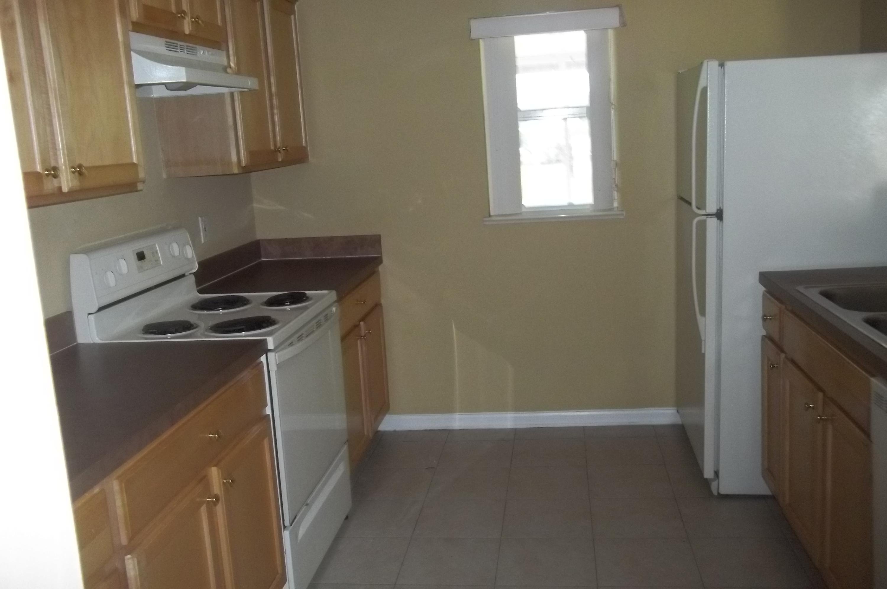 2680 Southwest Fair Isle Road Port St. Lucie, FL 34987 - Photo 5 of 25 102_0351