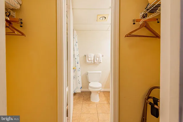 a bathroom with a toilet