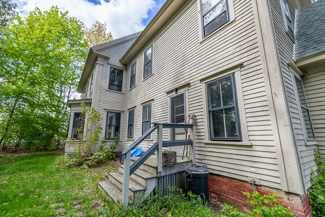 $385,000 | 391 Front Street, Richmond, ME 04357