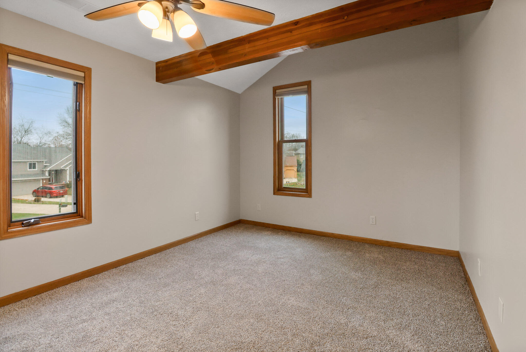 3801 Ridgewood Court Valparaiso, IN 46383 - Photo 27 of 32 2048x1370