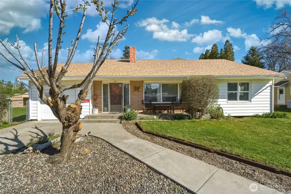 $399,000 | 310 West 5th Street, Waitsburg, WA 99361