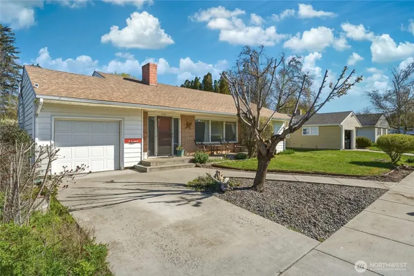 $399,000 | 310 West 5th Street, Waitsburg, WA 99361