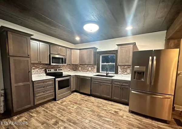 $199,900 | 120 7th Street, Calhoun, TN 37309