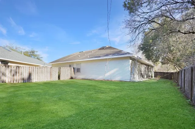 $350,000 | 2043 Northwest 49th Avenue, Gainesville, FL 32605