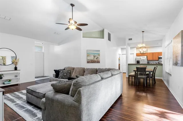 $350,000 | 2043 Northwest 49th Avenue, Gainesville, FL 32605