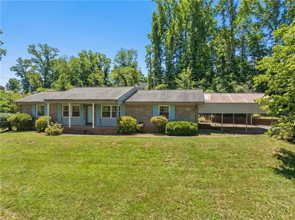 $230,000 | 460 Carrol Lane, Pickens, SC 29671
