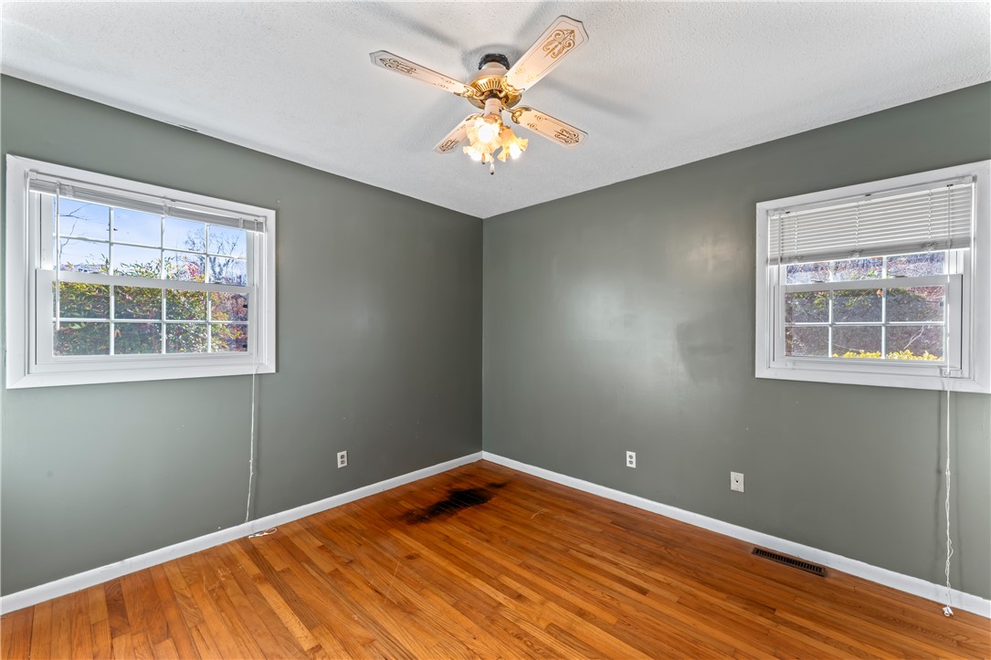 460 Carrol Lane Pickens, SC 29671 - Photo 33 of 40