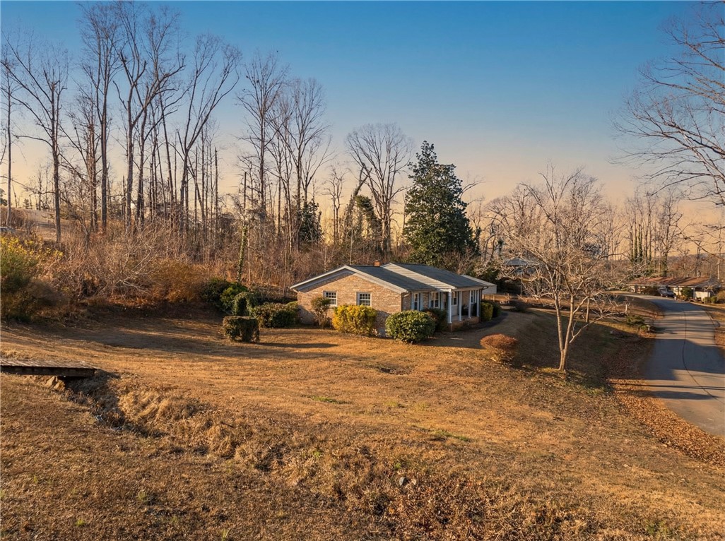 460 Carrol Lane Pickens, SC 29671 - Photo 7 of 40