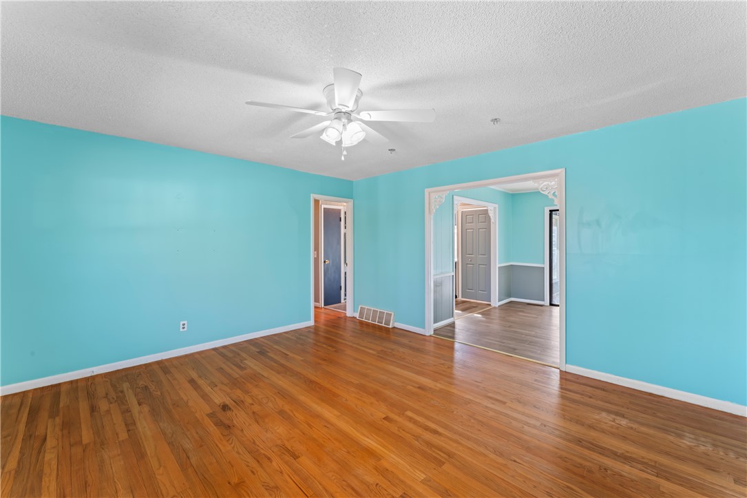 460 Carrol Lane Pickens, SC 29671 - Photo 9 of 40