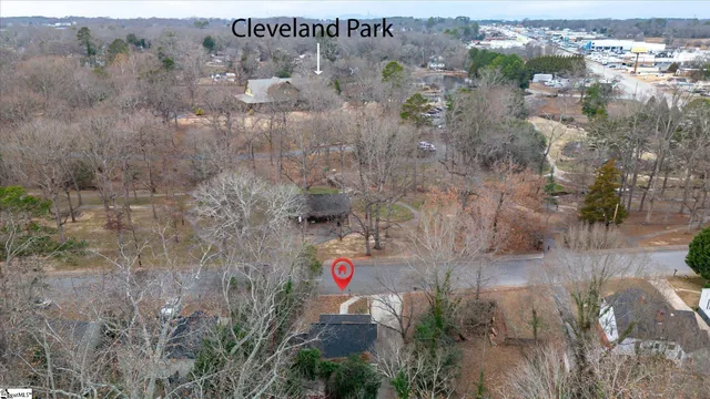 $214,900 | 137 South Cleveland Park Drive, Spartanburg, SC 29303