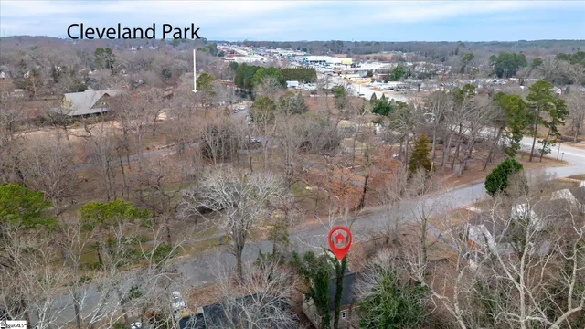 $214,900 | 137 South Cleveland Park Drive, Spartanburg, SC 29303