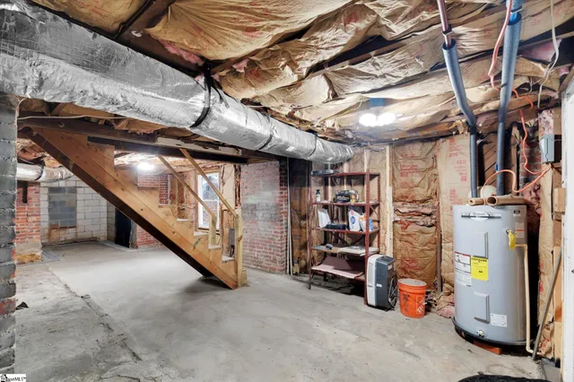 $214,900 | 137 South Cleveland Park Drive, Spartanburg, SC 29303