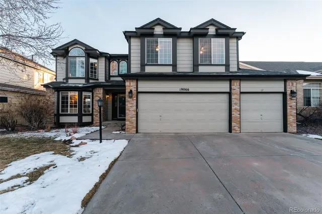 $750,000 | 19066 East Berry Drive, Aurora, CO 80015