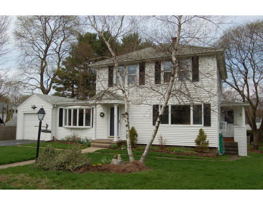 8 Willow Road Wellesley, MA 02482 - Photo 1 of 11