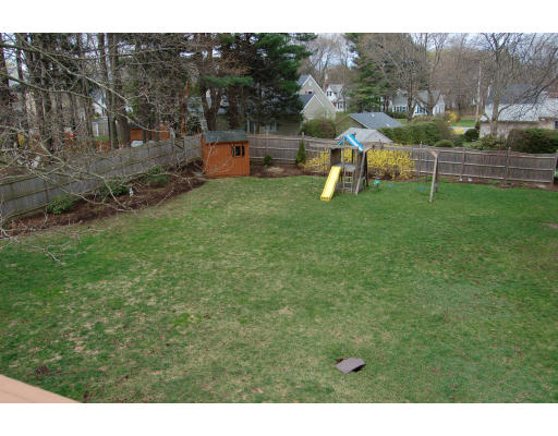 8 Willow Road Wellesley, MA 02482 - Photo 8 of 11