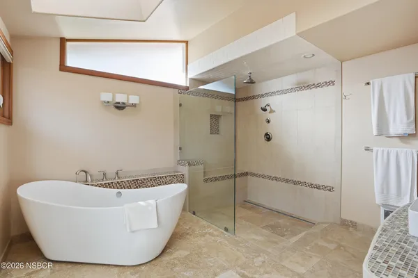 $1,095,000 | 1251 Mesa Oaks Lane, Lompoc, CA 93436