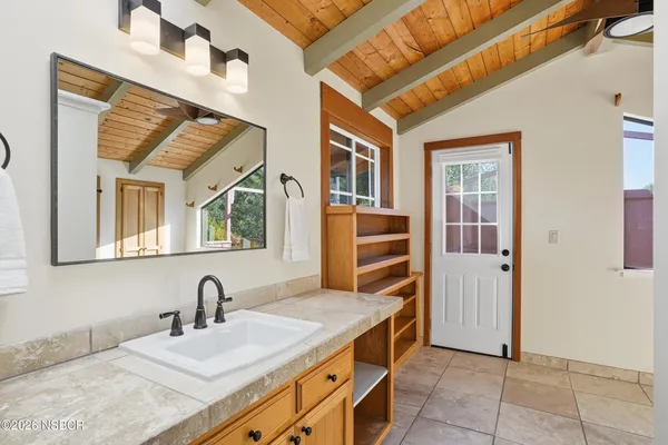 $1,095,000 | 1251 Mesa Oaks Lane, Lompoc, CA 93436