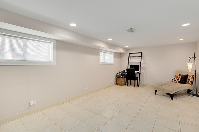 7237 Lake Street Morton Grove, IL 60053 - Photo 12 of 24