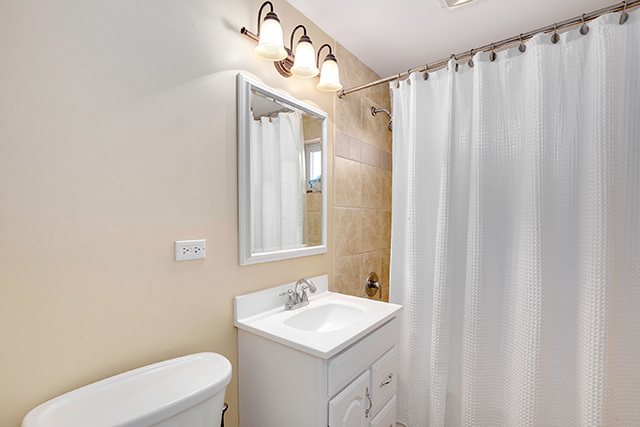 7237 Lake Street Morton Grove, IL 60053 - Photo 16 of 24