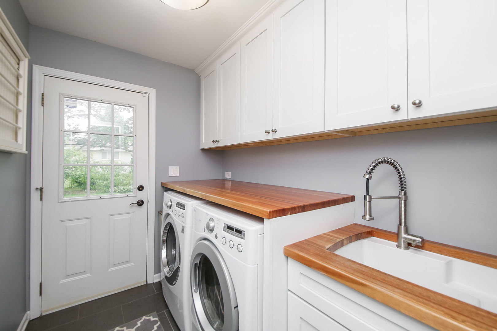 231 Hill Road Willowbrook, IL 60527 - Photo 15 of 35