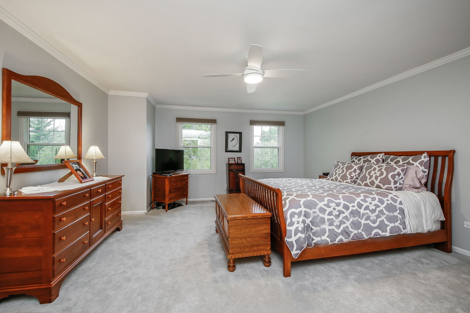 231 Hill Road Willowbrook, IL 60527 - Photo 17 of 35