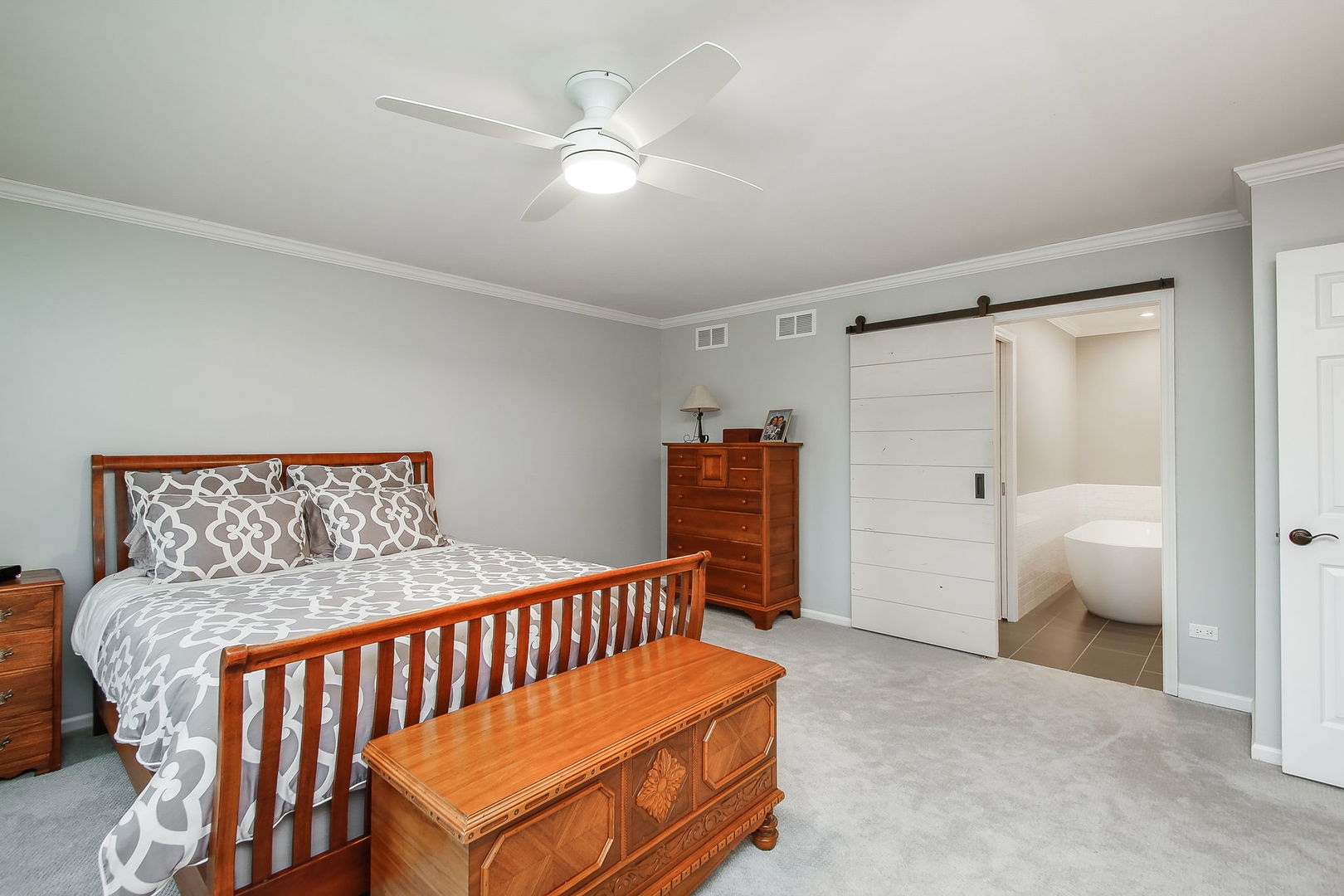 231 Hill Road Willowbrook, IL 60527 - Photo 18 of 35