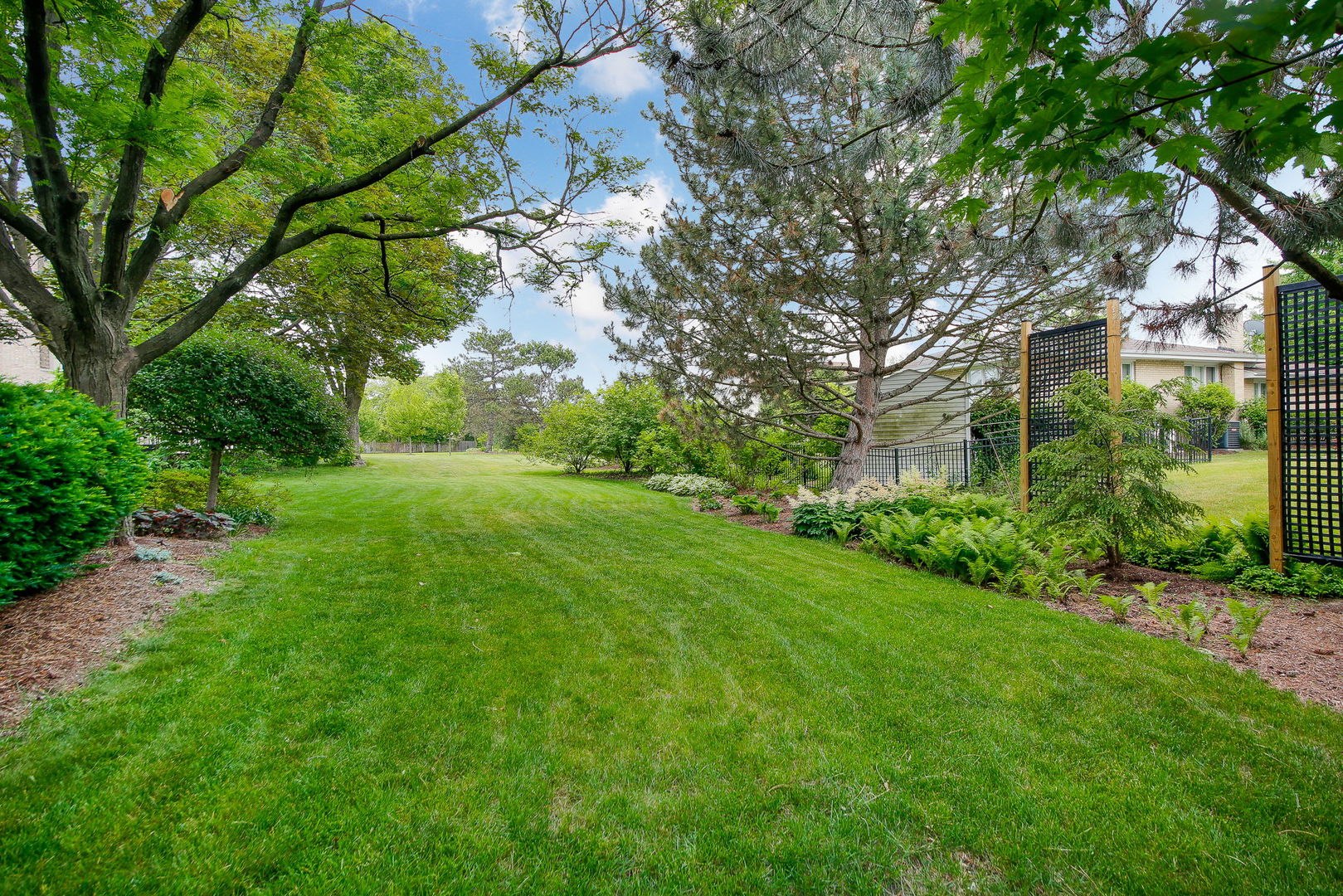 231 Hill Road Willowbrook, IL 60527 - Photo 34 of 35