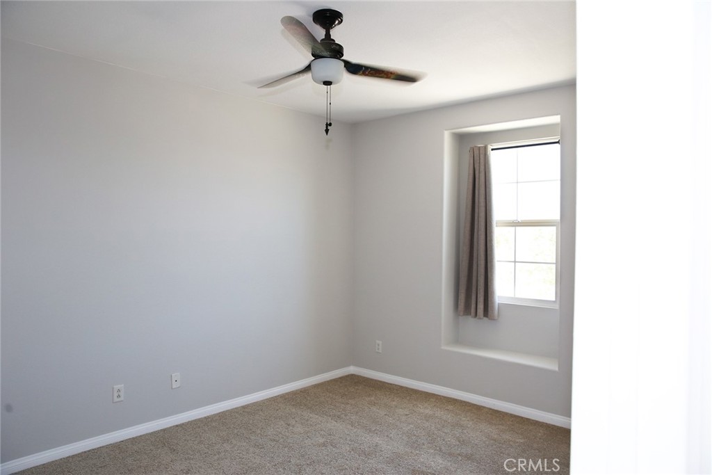 43641 Rucker Street Lancaster, CA 93535 - Photo 19 of 34 Guest bedroom1