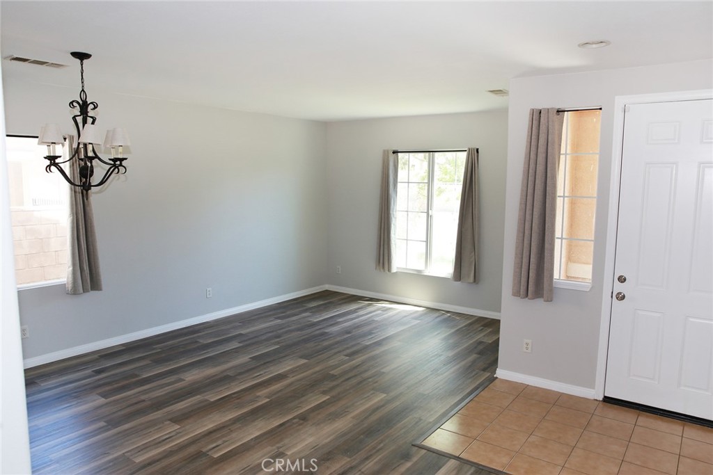 43641 Rucker Street Lancaster, CA 93535 - Photo 3 of 34 Living Room