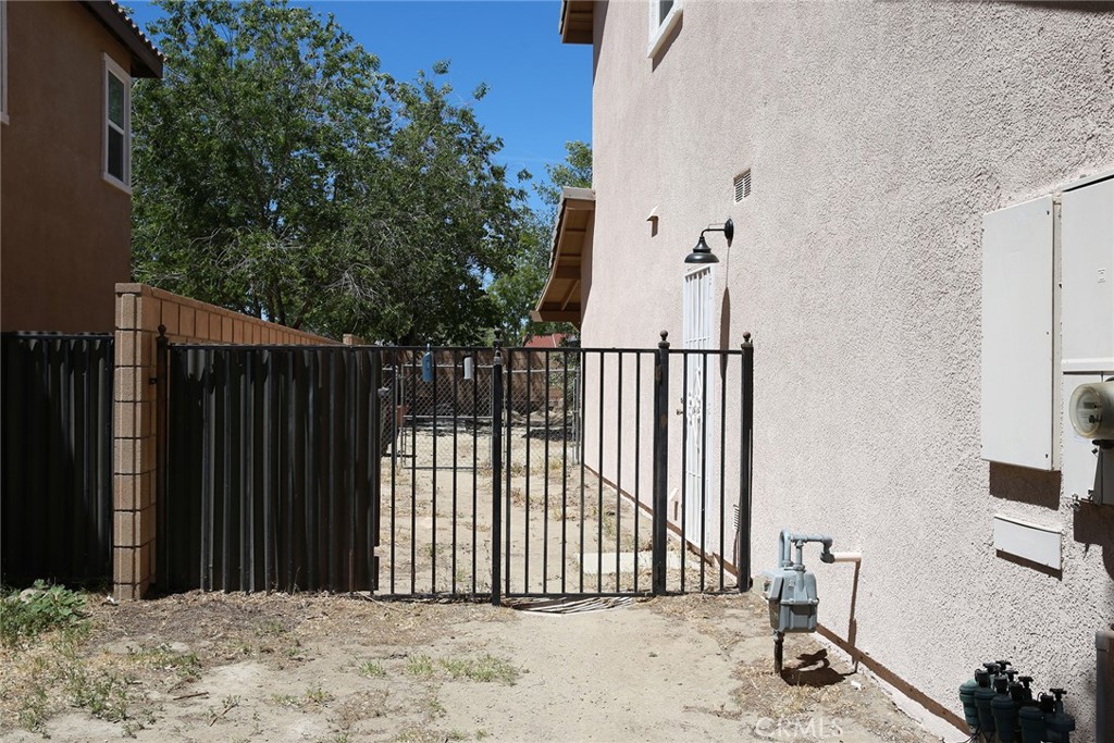 43641 Rucker Street Lancaster, CA 93535 - Photo 32 of 34