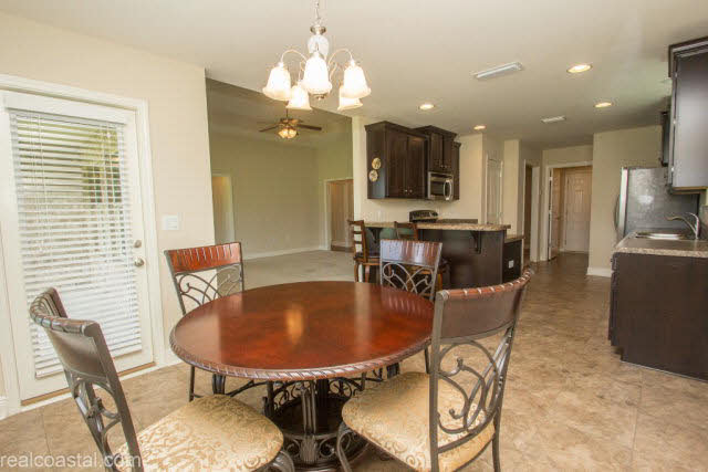 586 Fulton Loop Foley, AL 36535 - Photo 6 of 24