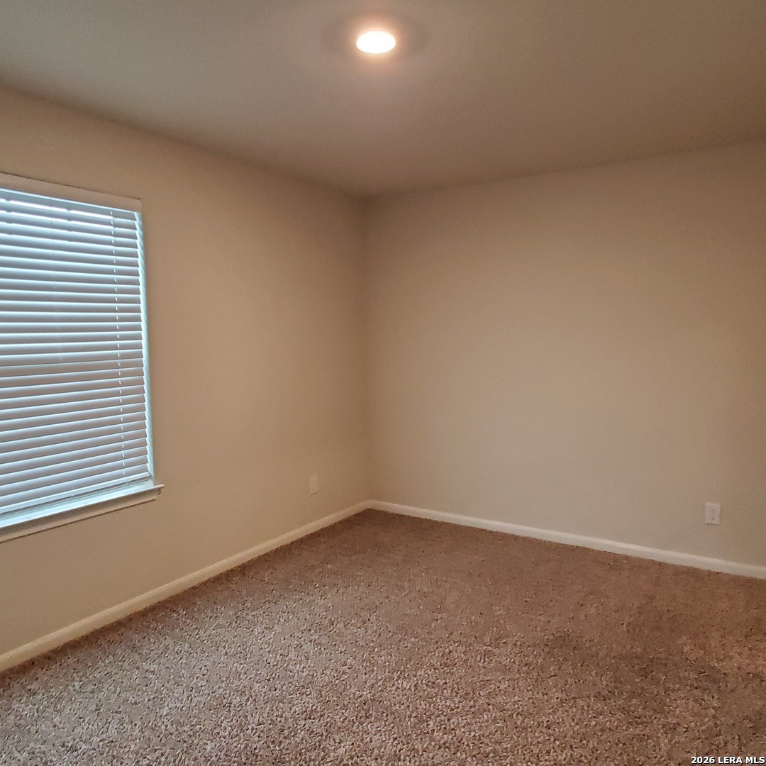 9206 Foxing Bluff Converse, TX 78109 - Photo 8 of 10