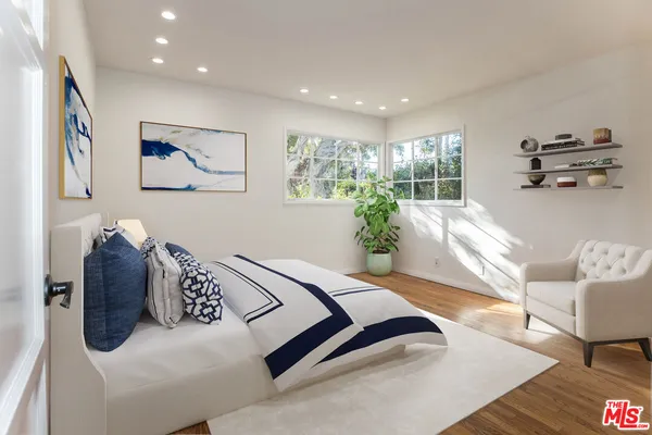 $8,000 | 437 North Swarthmore Avenue, Pacific Palisades, CA 90272